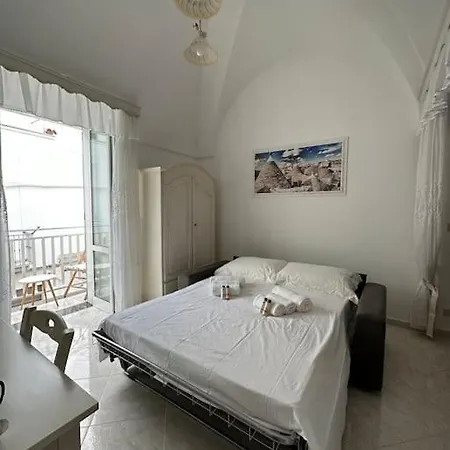 Casa Stella Via Caracciolo Apartment *